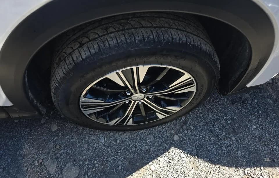2020 MITSUBISHI ECLIPSE CROSS SE 6