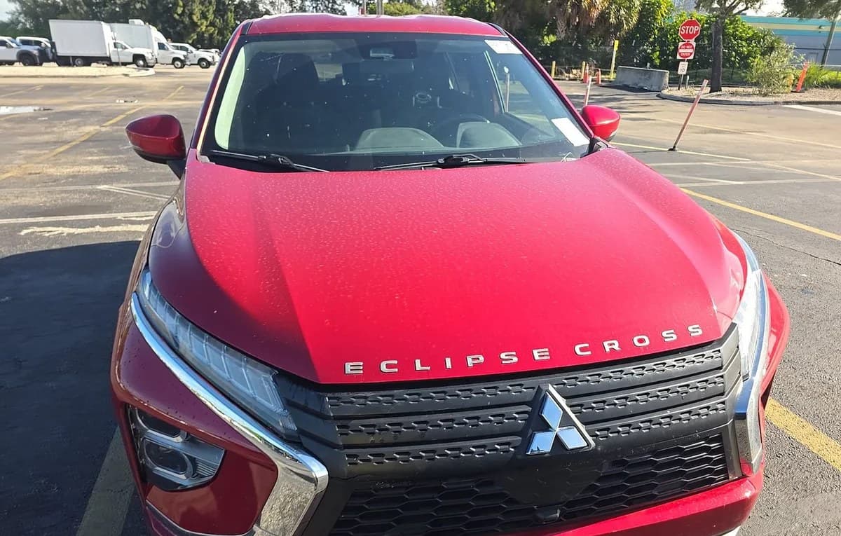 2023 MITSUBISHI ECLIPSE CROSS ES 3