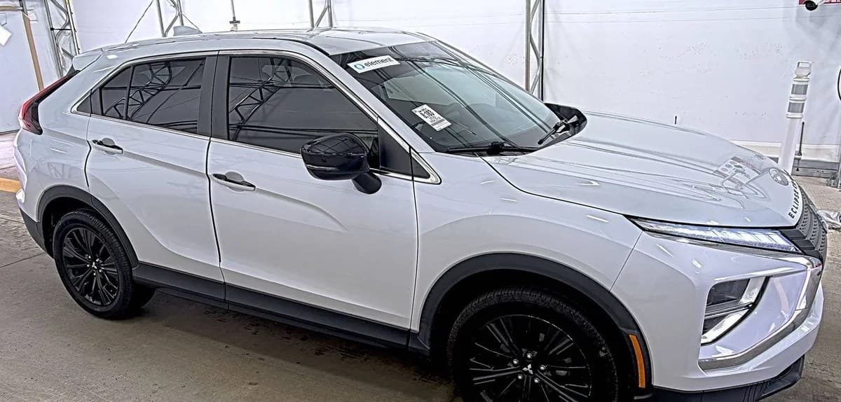2022 MITSUBISHI ECLIPSE CROSS LE 4
