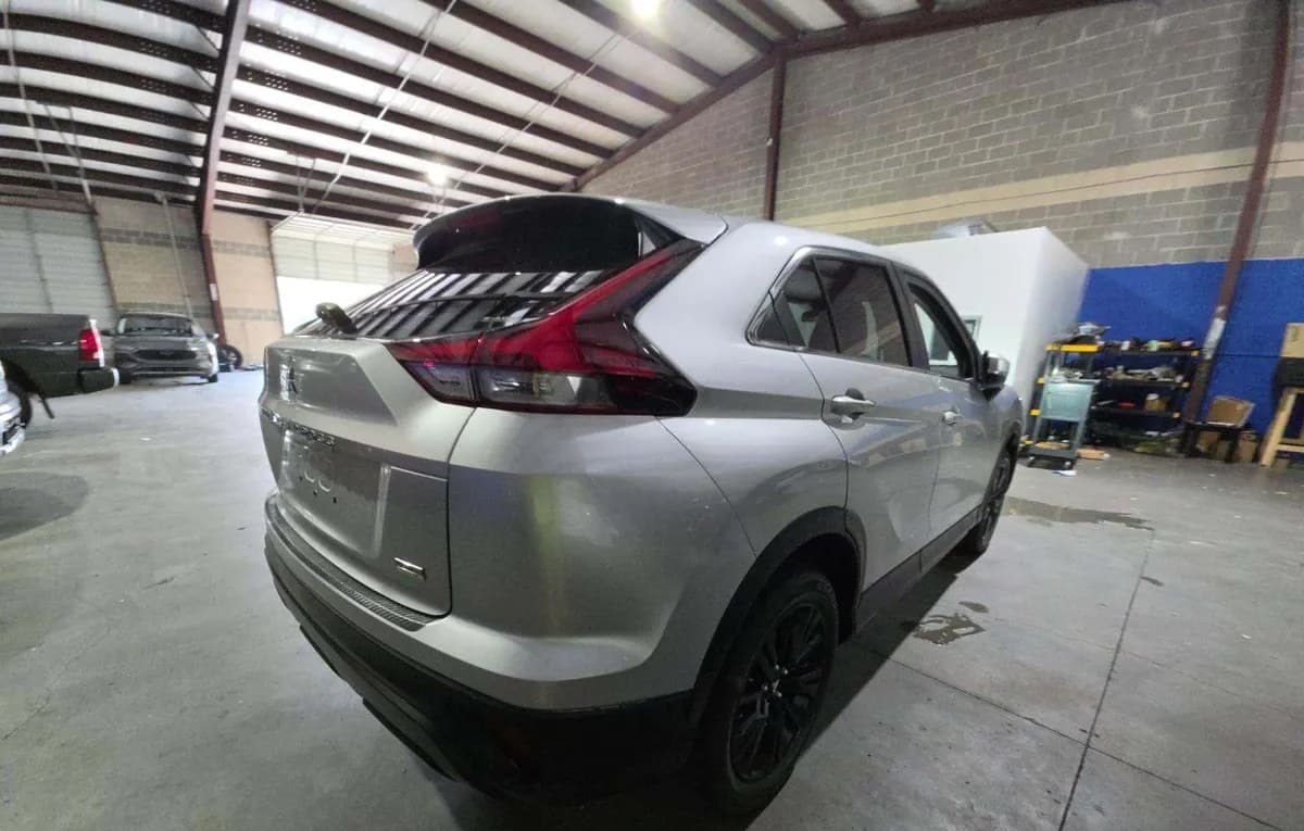 2025 MITSUBISHI ECLIPSE CROSS LE 4