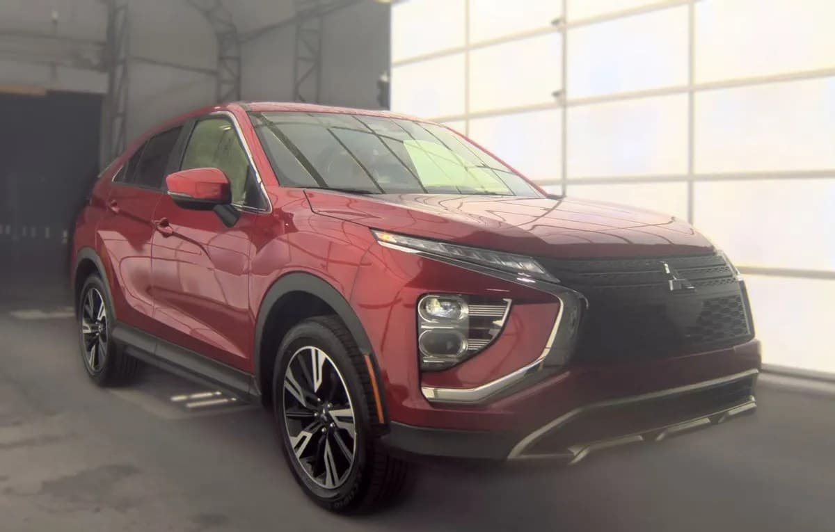 2024 MITSUBISHI ECLIPSE CROSS SE 4