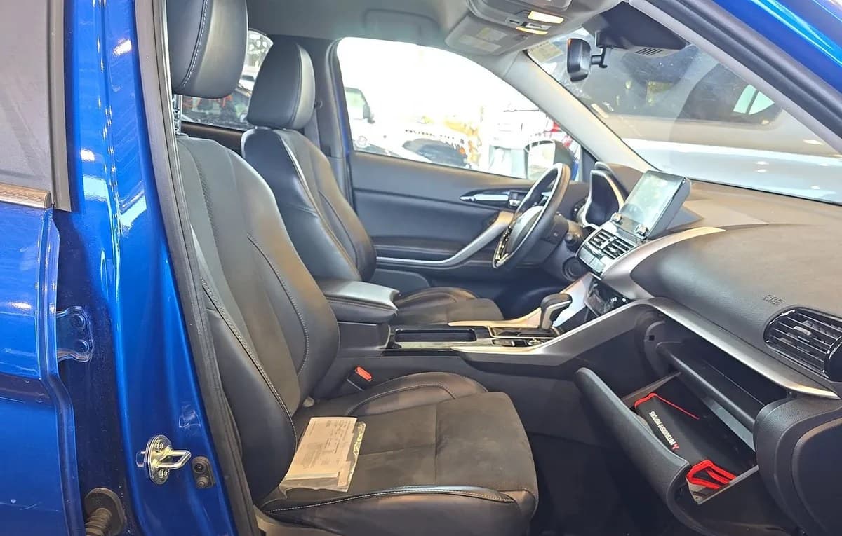 2025 MITSUBISHI ECLIPSE CROSS SE 5