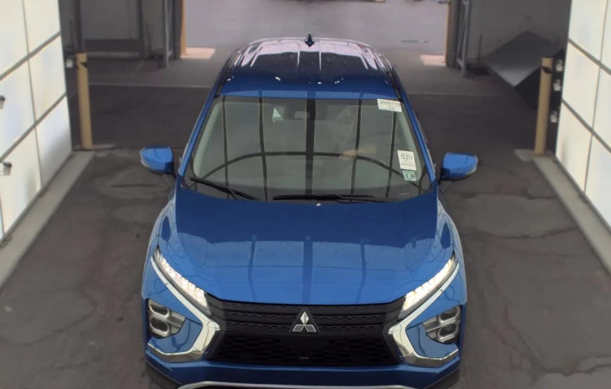 2025 MITSUBISHI ECLIPSE CROSS SE 3