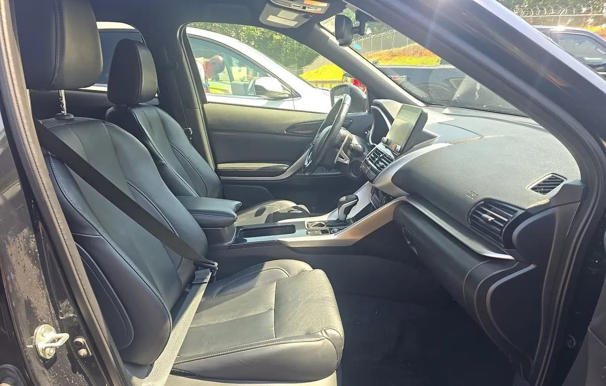 2022 MITSUBISHI ECLIPSE CROSS SEL 5