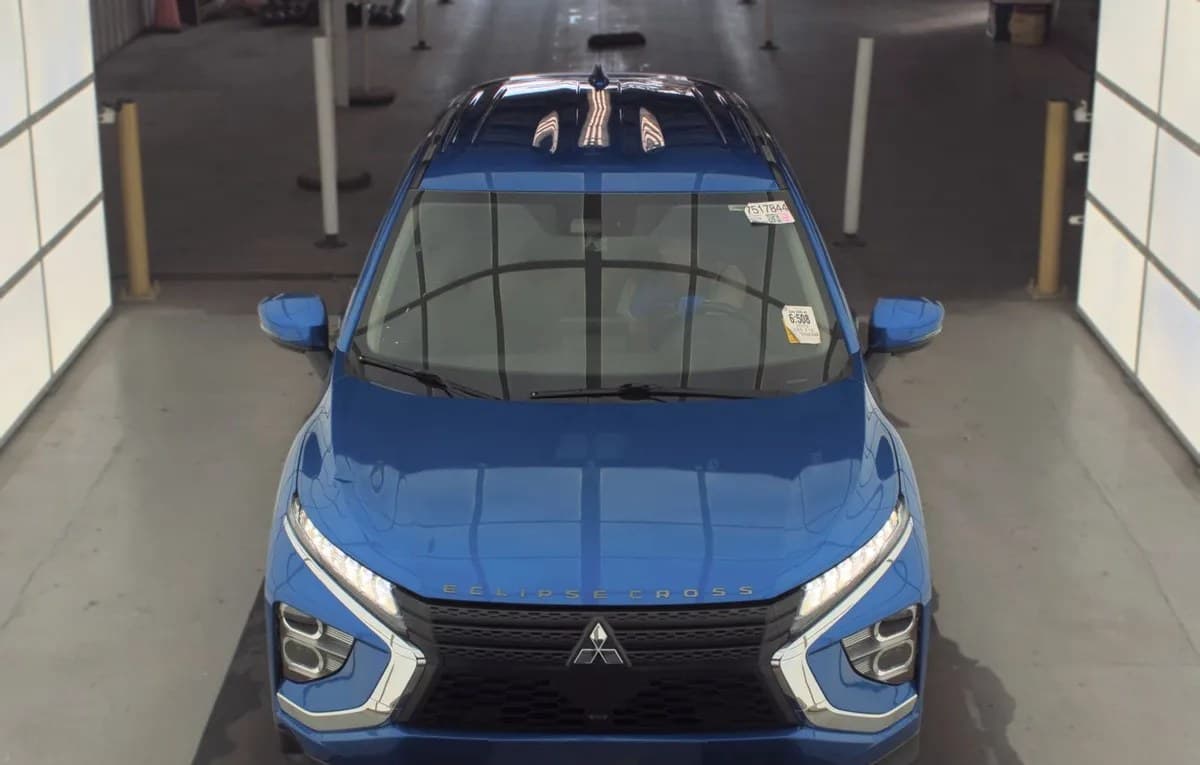 2022 MITSUBISHI ECLIPSE CROSS SE 3