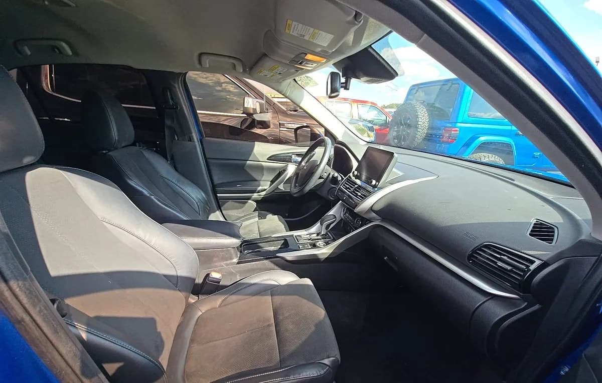 2022 MITSUBISHI ECLIPSE CROSS SE 5