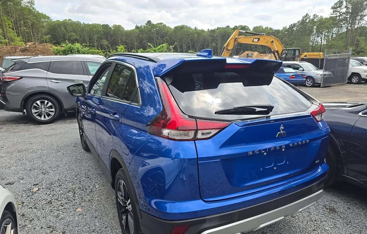2023 MITSUBISHI ECLIPSE CROSS SEL 3
