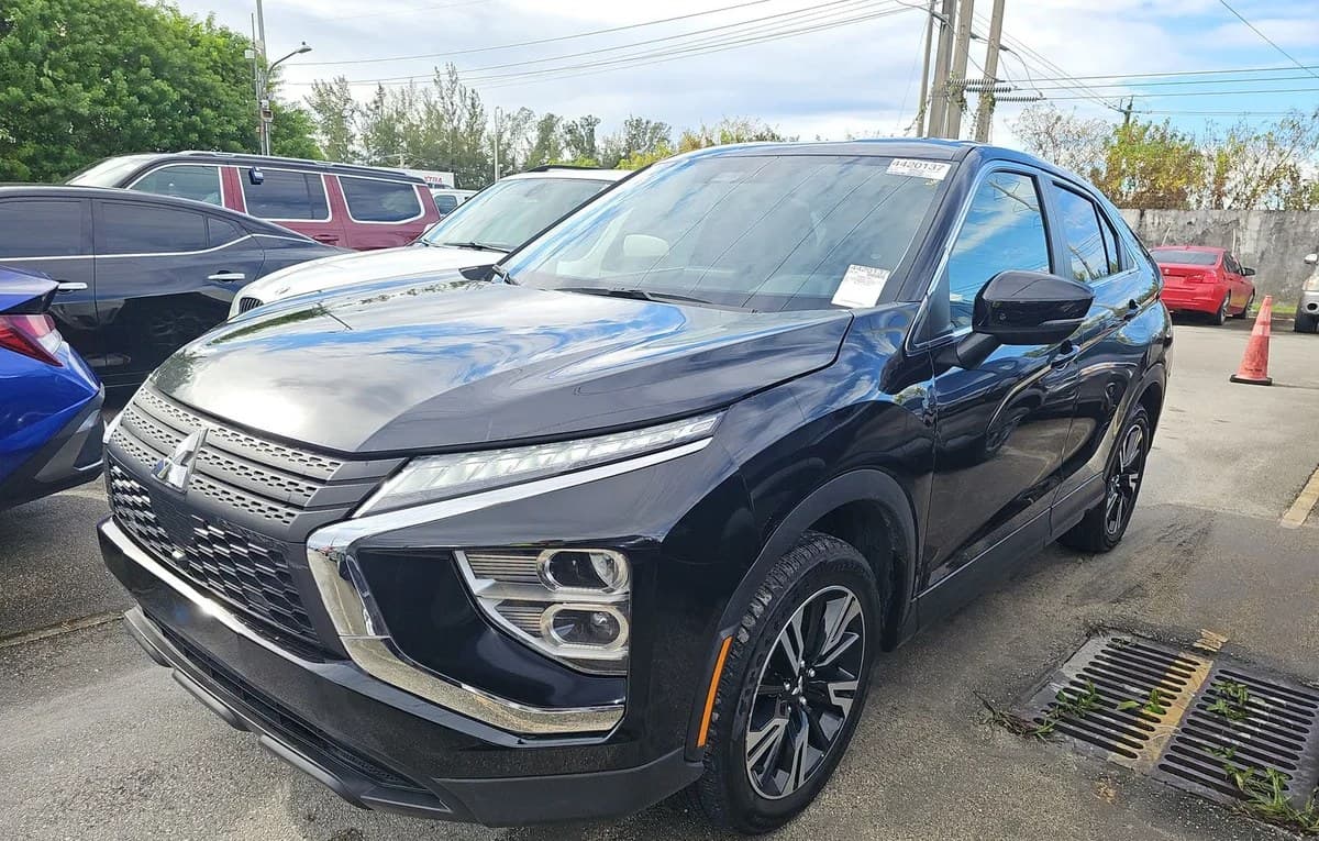 2024 MITSUBISHI ECLIPSE CROSS SE 2