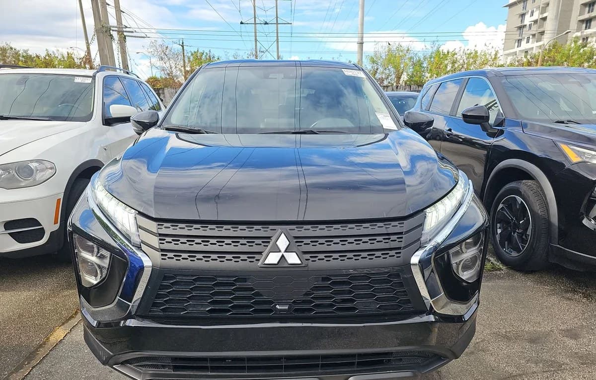 2024 MITSUBISHI ECLIPSE CROSS SE 3