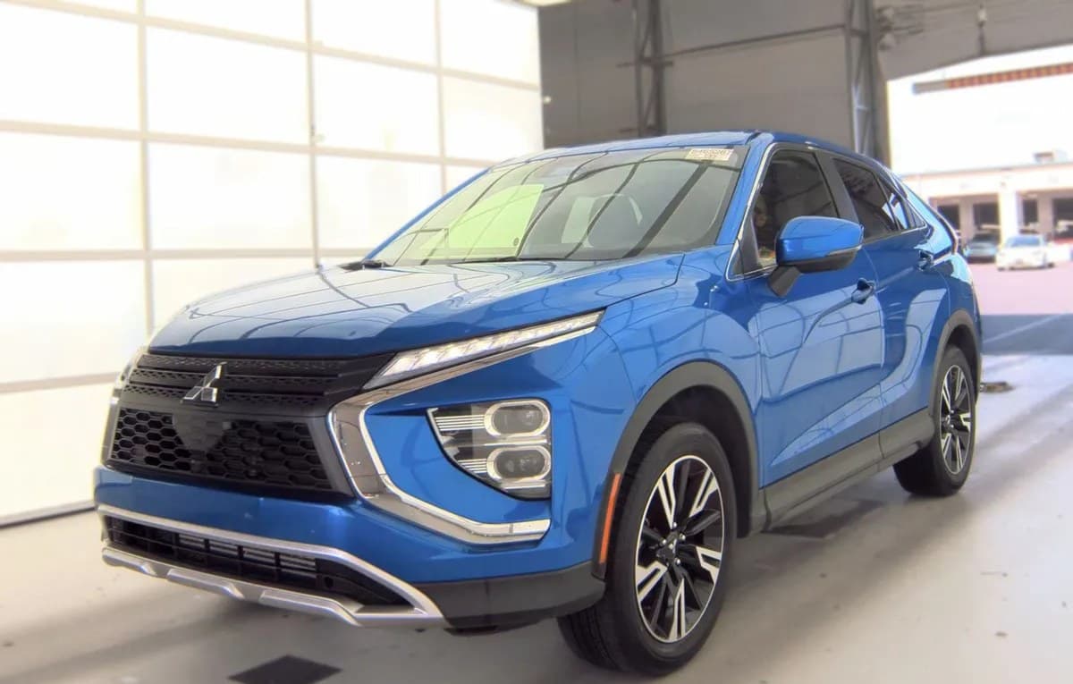 2025 MITSUBISHI ECLIPSE CROSS SE 2