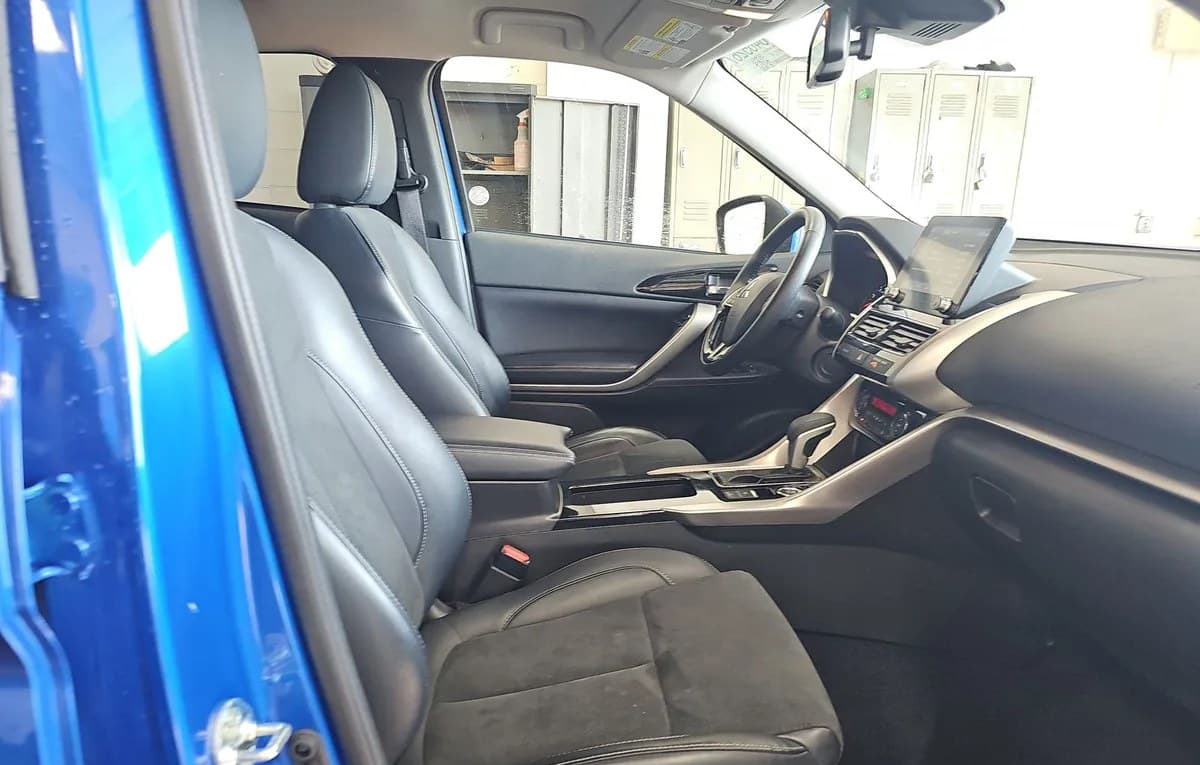 2025 MITSUBISHI ECLIPSE CROSS SE 5