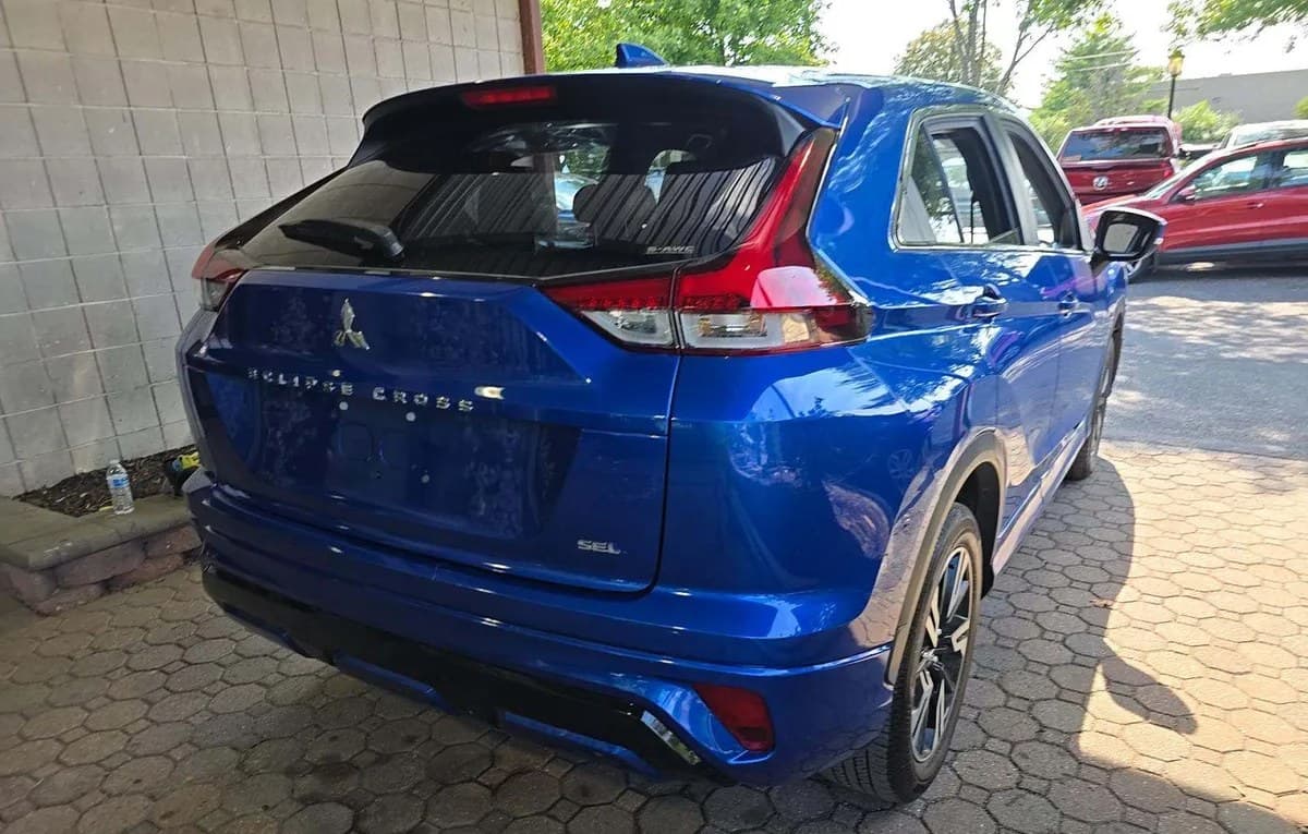 2025 MITSUBISHI ECLIPSE CROSS SEL 4