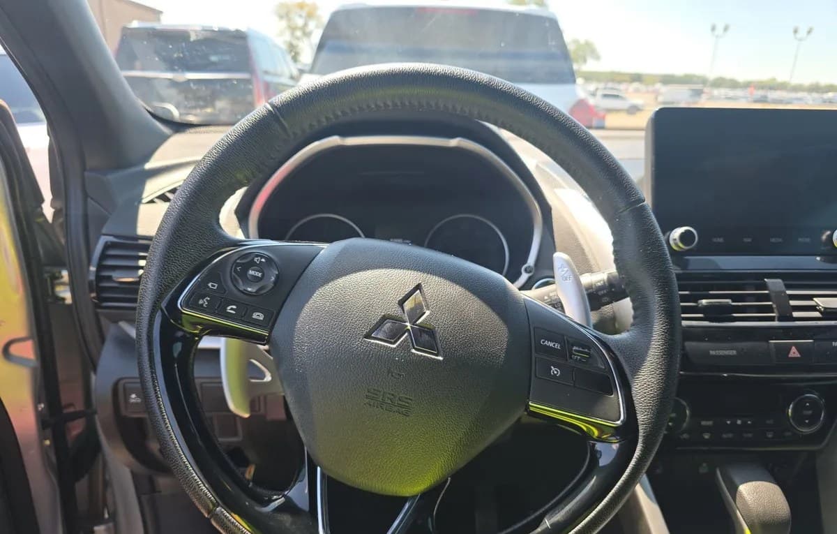 2023 MITSUBISHI ECLIPSE CROSS SE 7