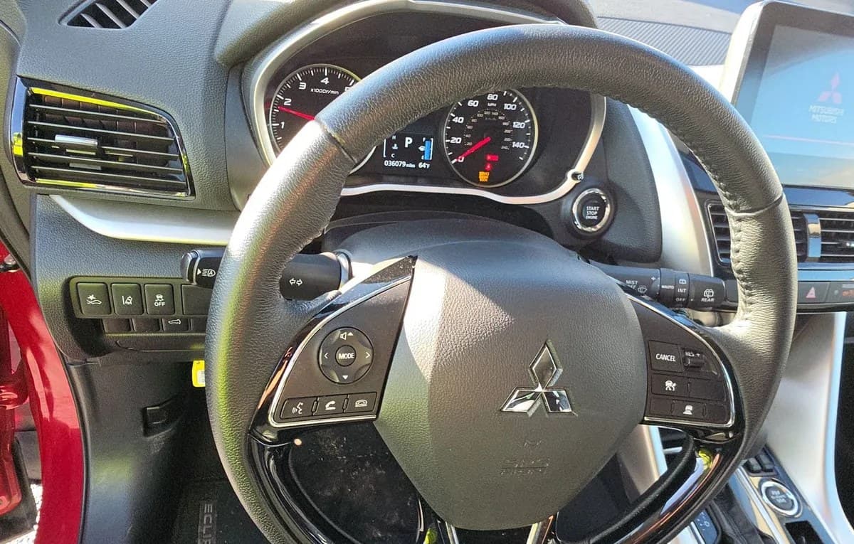 2025 MITSUBISHI ECLIPSE CROSS SE 7