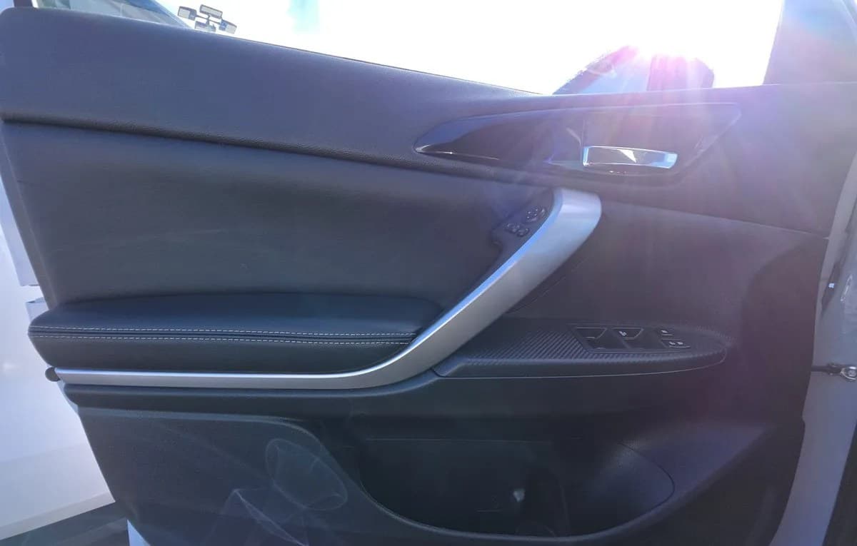 2025 MITSUBISHI ECLIPSE CROSS BLACK Edition 6