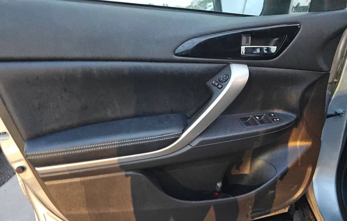 2025 MITSUBISHI ECLIPSE CROSS SEL 6