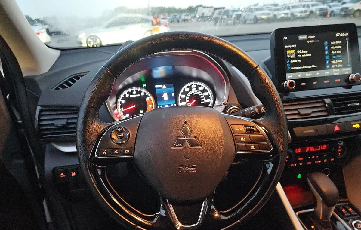 2025 MITSUBISHI ECLIPSE CROSS SEL 7