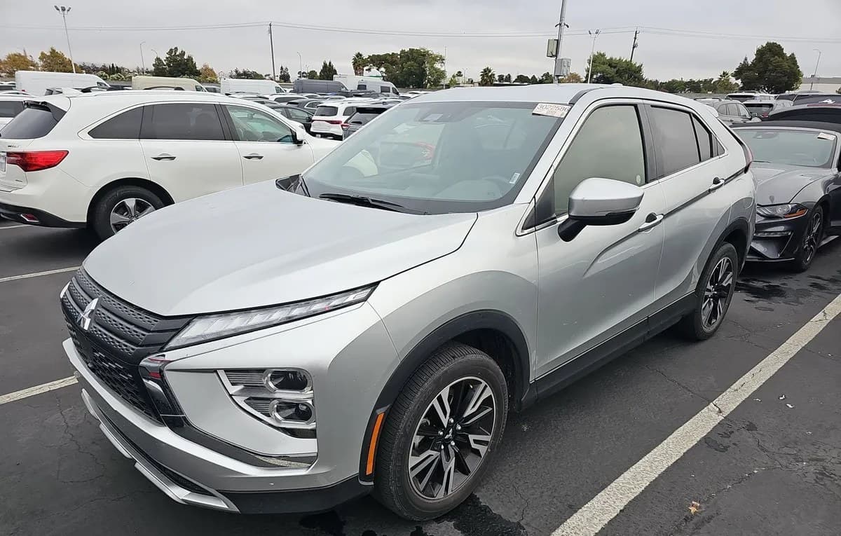 2025 MITSUBISHI ECLIPSE CROSS SE 2