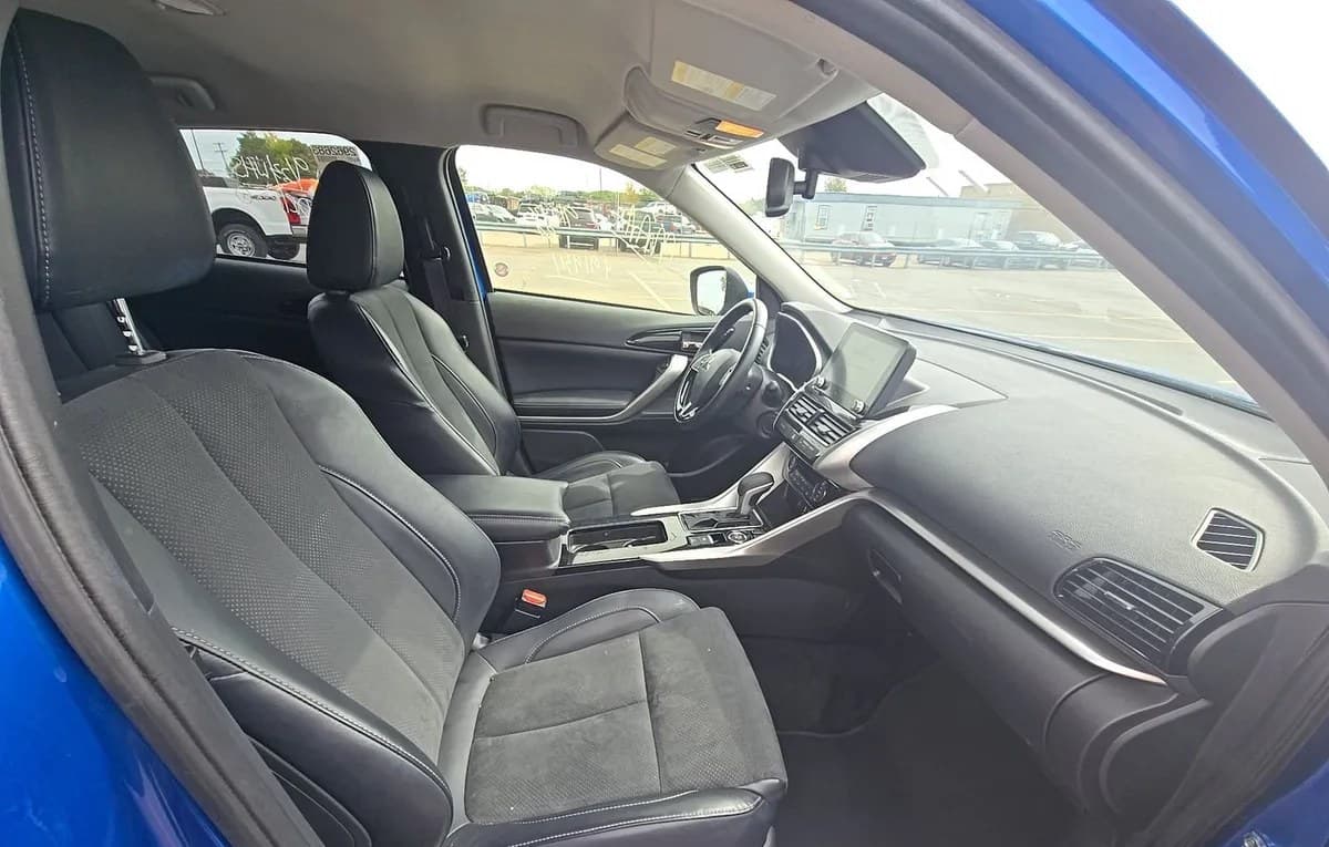 2025 MITSUBISHI ECLIPSE CROSS SE 5