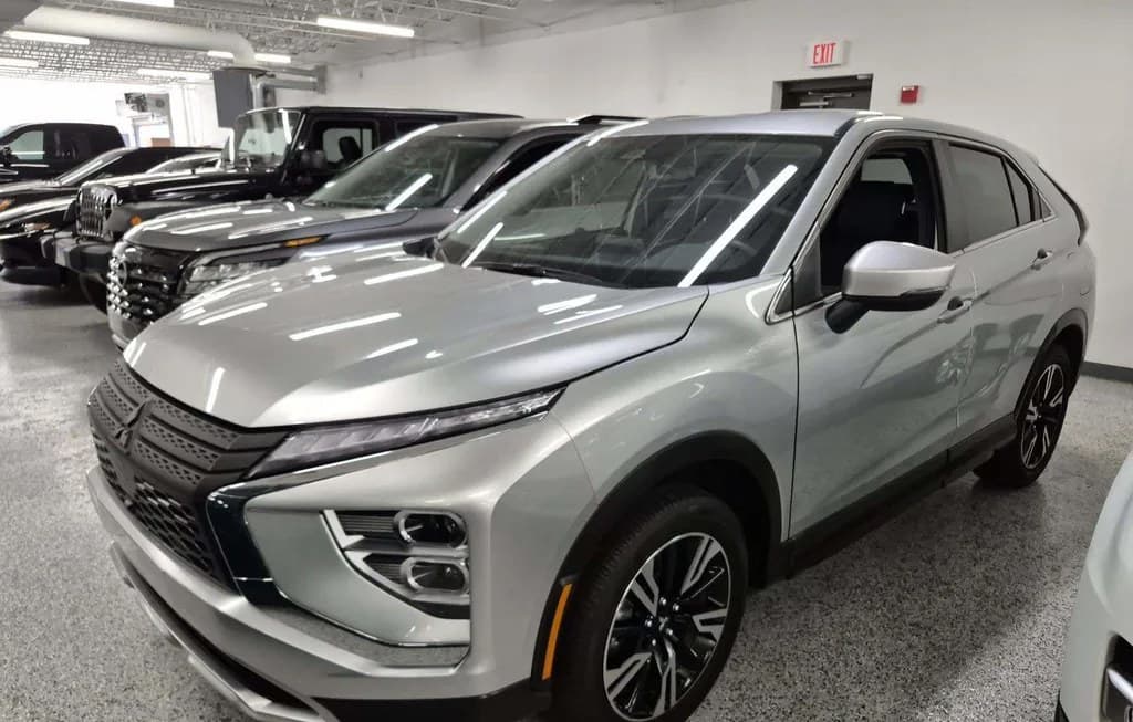 2026 MITSUBISHI ECLIPSE CROSS SE
