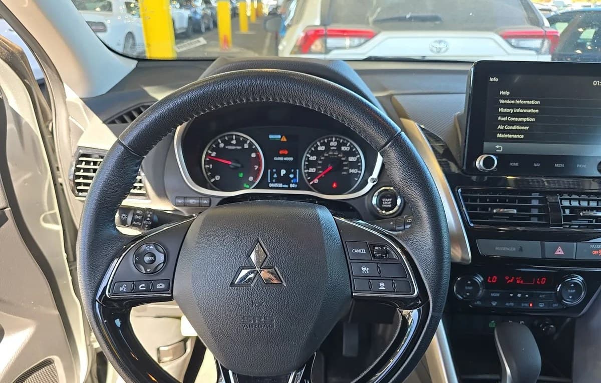 2025 MITSUBISHI ECLIPSE CROSS SE 7