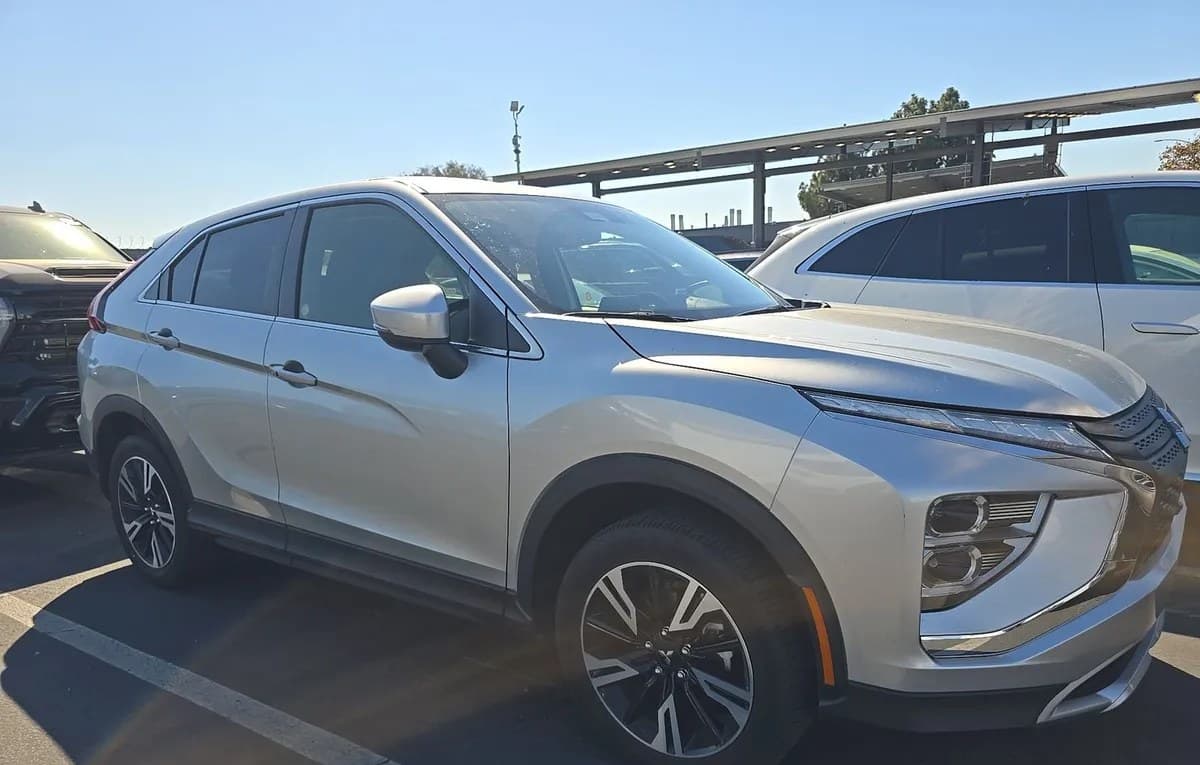 2025 MITSUBISHI ECLIPSE CROSS BLACK EDITION 4