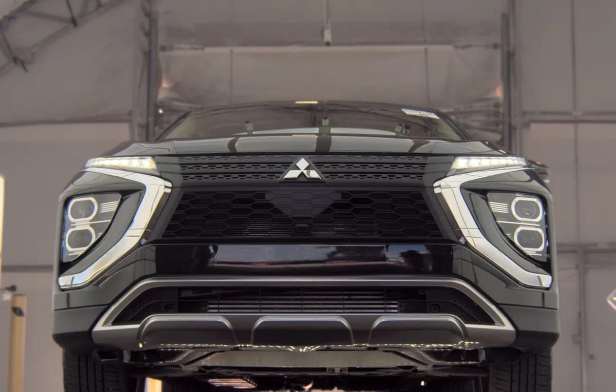 2026 MITSUBISHI ECLIPSE CROSS SE 4
