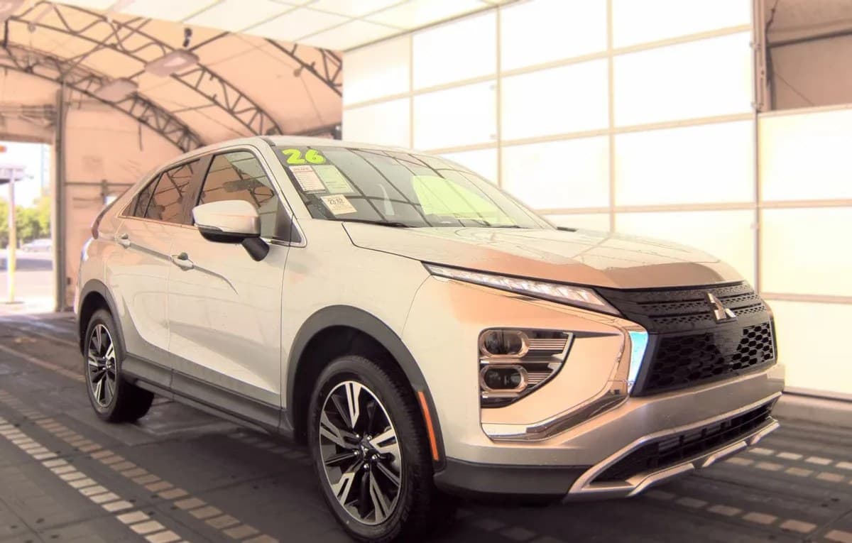 2026 MITSUBISHI ECLIPSE CROSS SE 4