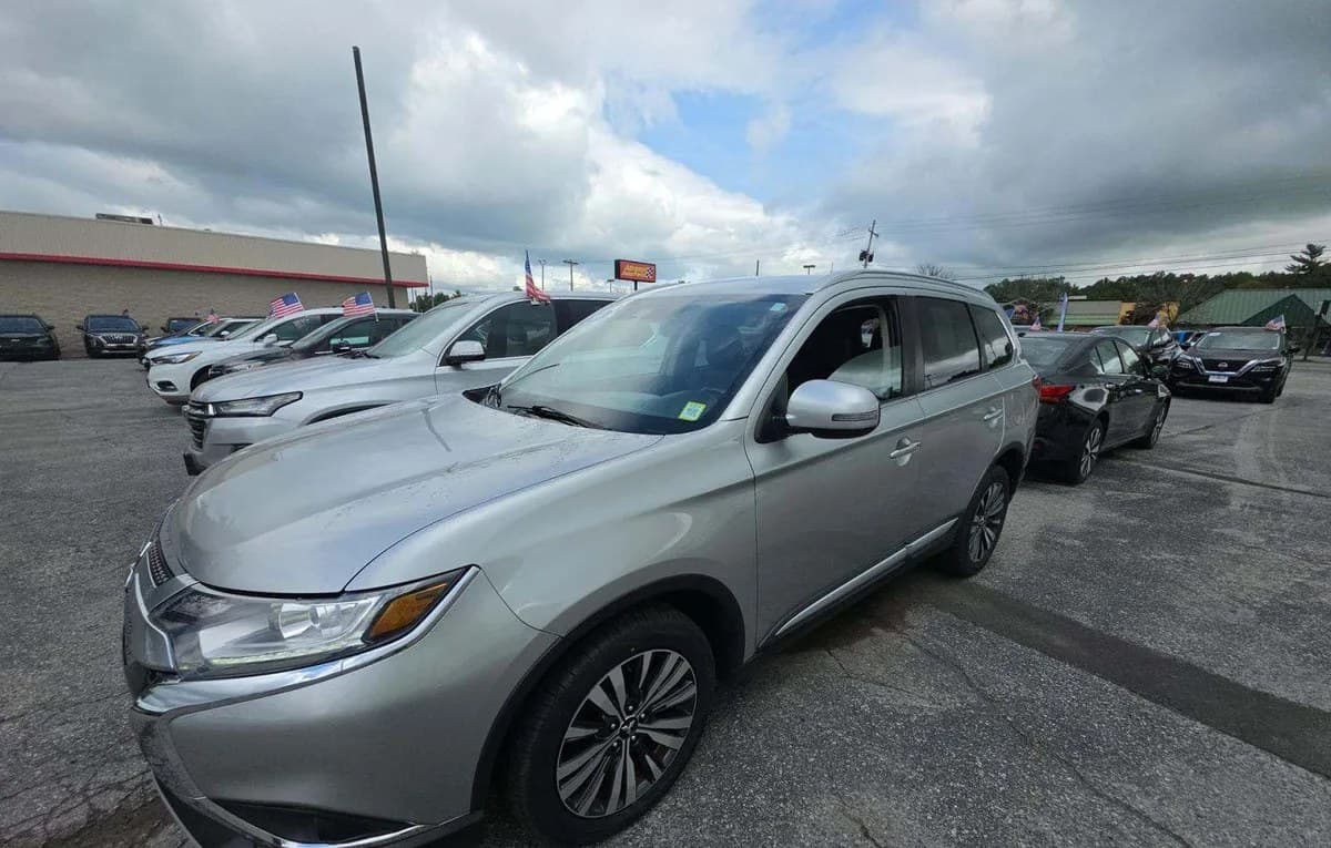2020 MITSUBISHI OUTLANDER SEL 2