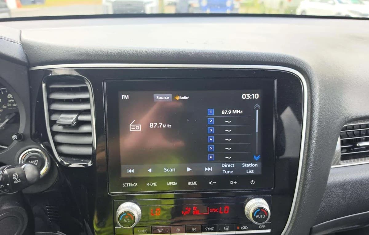 2020 MITSUBISHI OUTLANDER SEL 7
