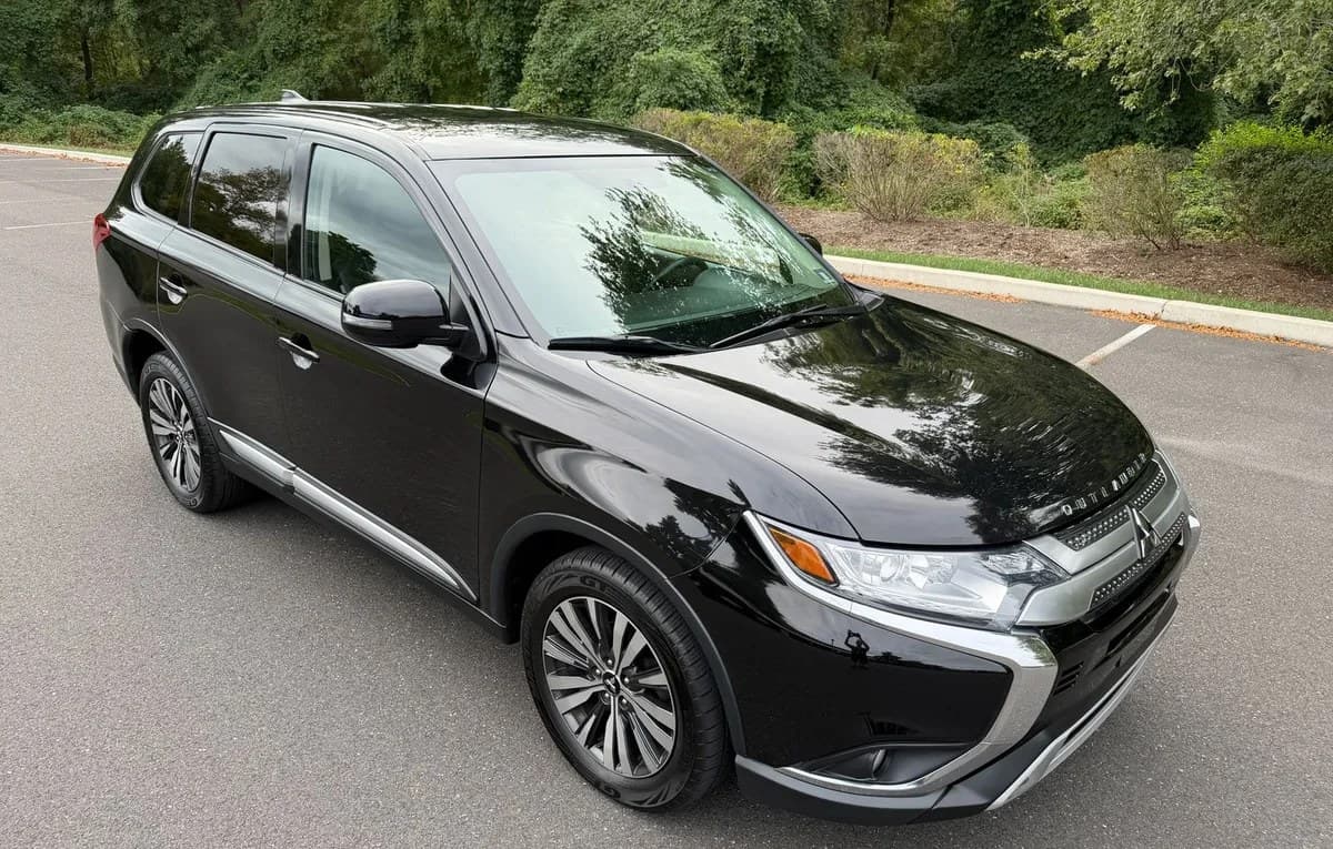 2019 MITSUBISHI OUTLANDER SE 4