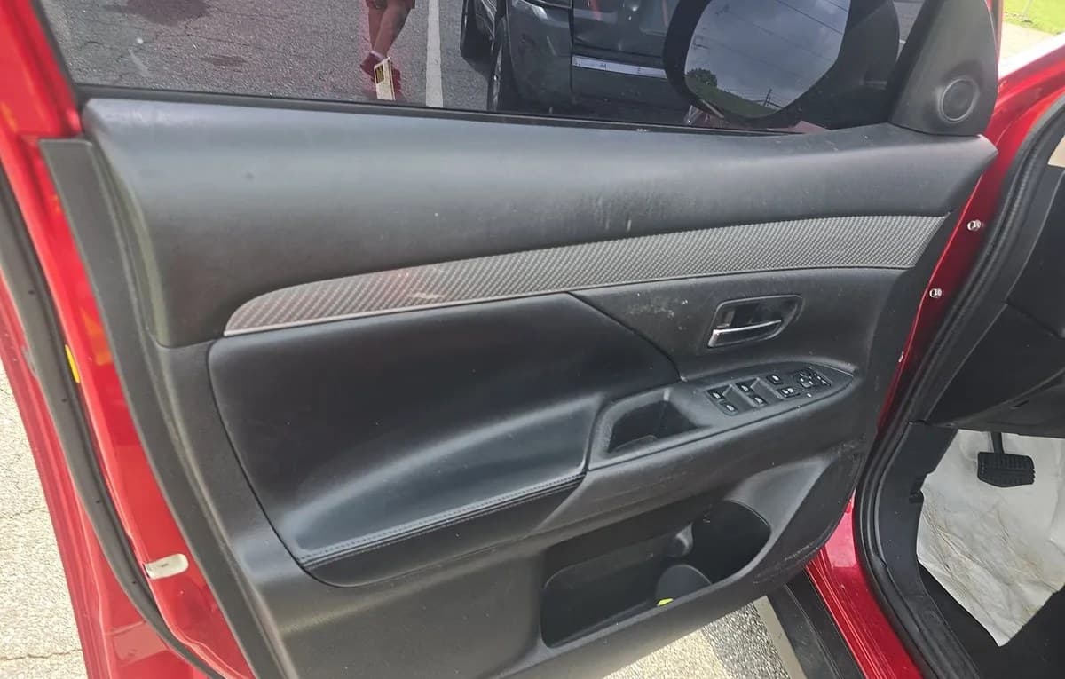 2020 MITSUBISHI OUTLANDER SEL 6