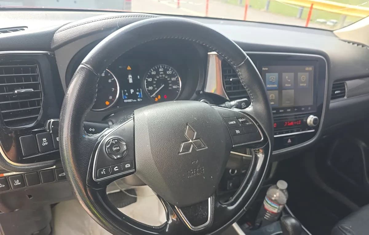 2020 MITSUBISHI OUTLANDER SEL 7
