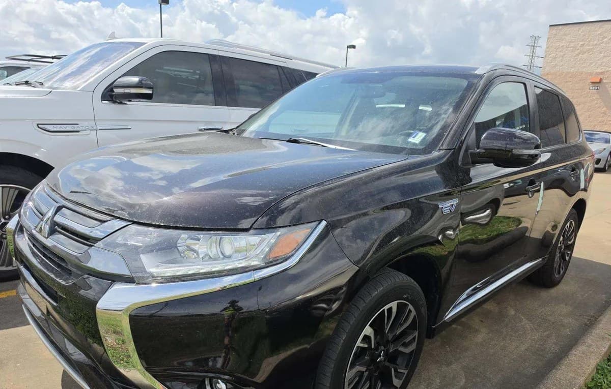 2018 MITSUBISHI OUTLANDER PHEV SE 2