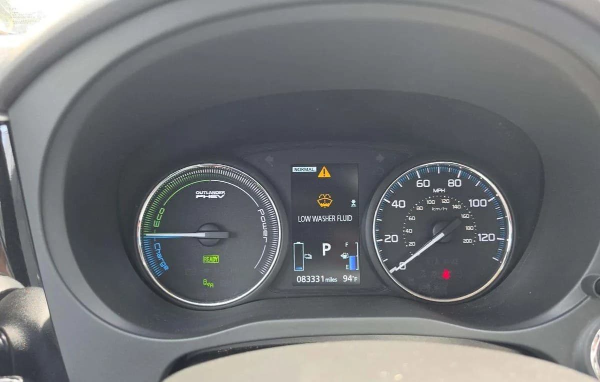 2018 MITSUBISHI OUTLANDER PHEV SE 6