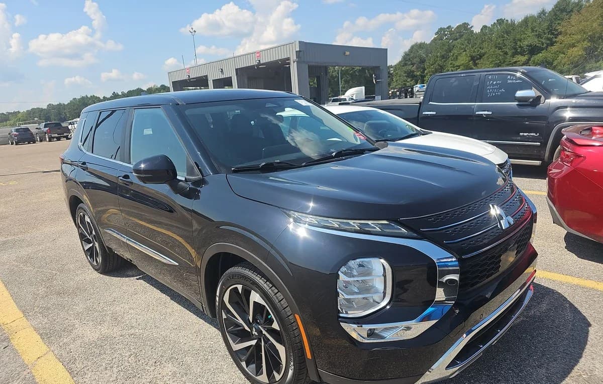 2022 MITSUBISHI OUTLANDER SE W/TECH PKG 4