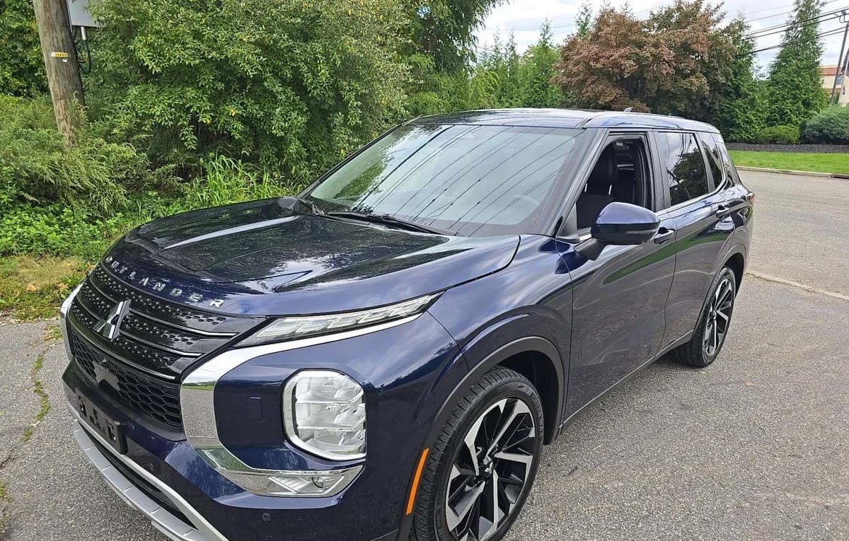 2022 MITSUBISHI OUTLANDER SE 2