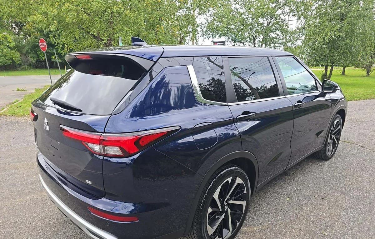 2022 MITSUBISHI OUTLANDER SE 4