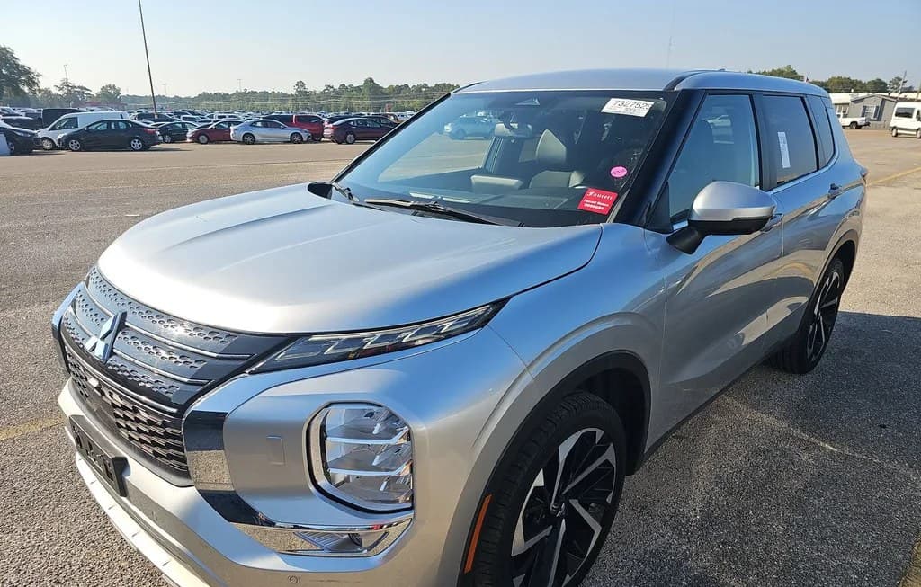 2024 MITSUBISHI OUTLANDER SE BLACK EDITION