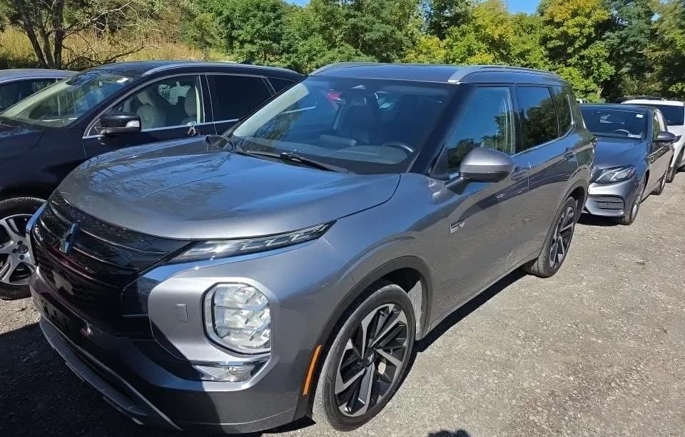 2023 MITSUBISHI OUTLANDER PHEV SEL 1