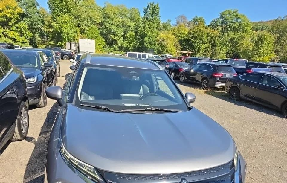 2023 MITSUBISHI OUTLANDER PHEV SEL 3
