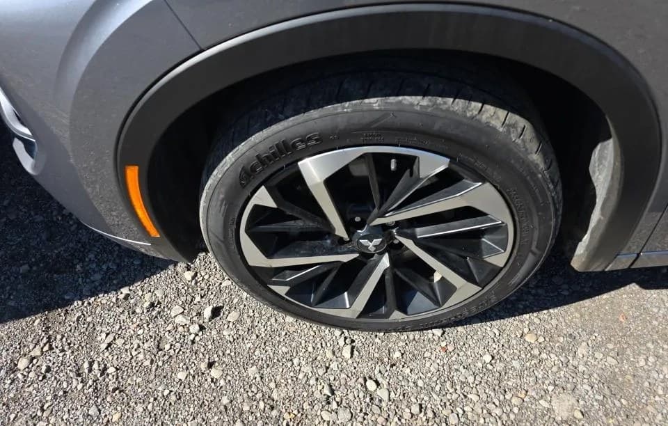 2023 MITSUBISHI OUTLANDER PHEV SEL 5
