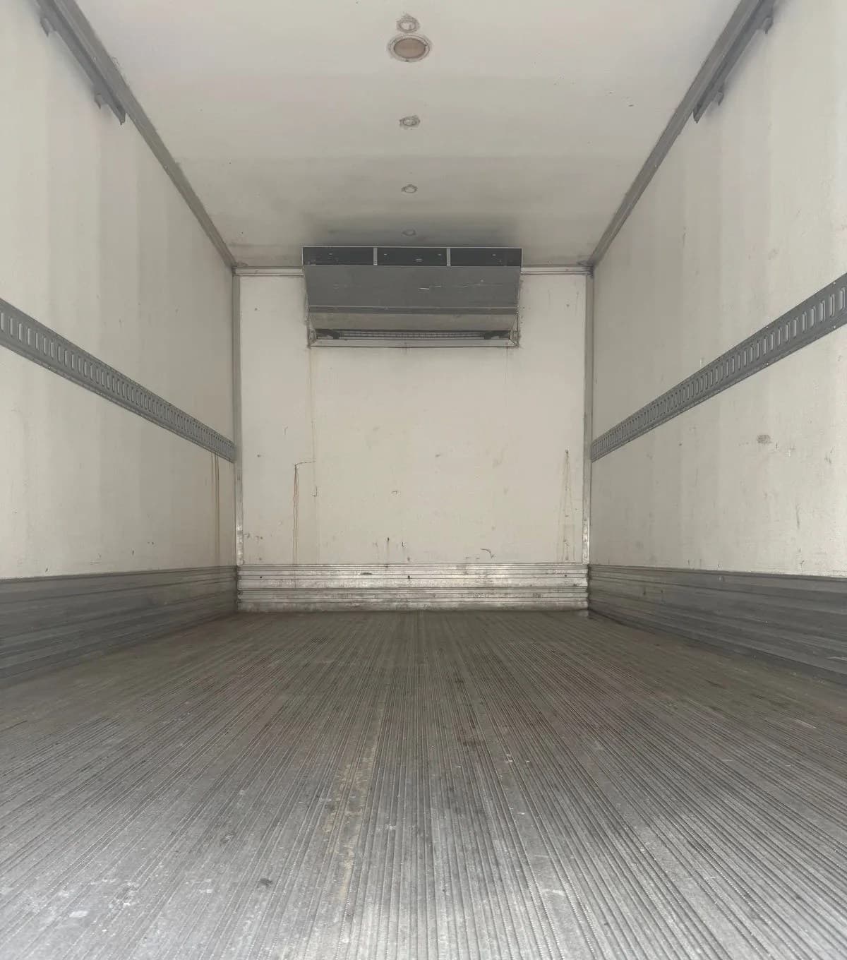 2017 ISUZU NPR XD Base 7