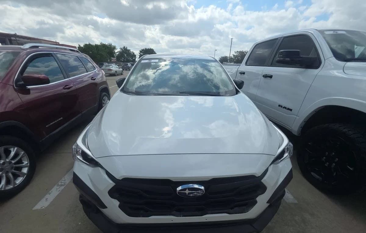 2024 SUBARU CROSSTREK 3