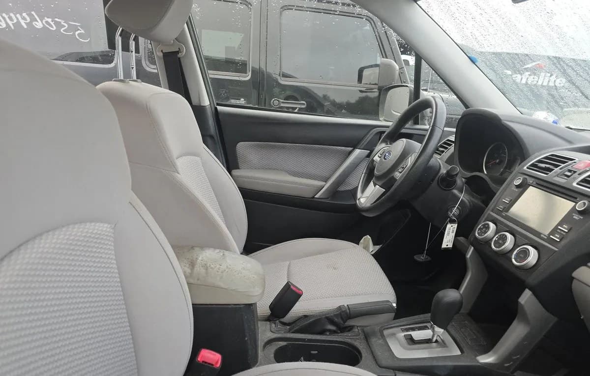 2017 SUBARU FORESTER 2.5i 5
