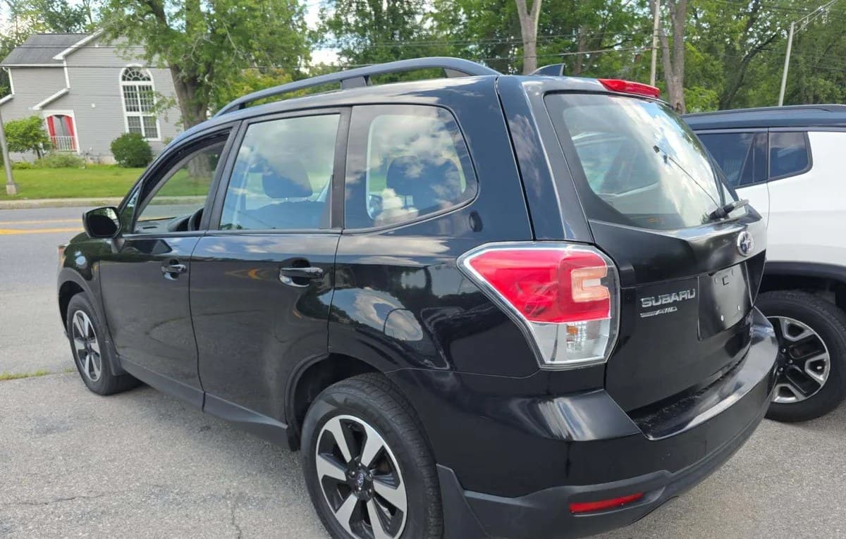 2017 SUBARU FORESTER 2.5i 3