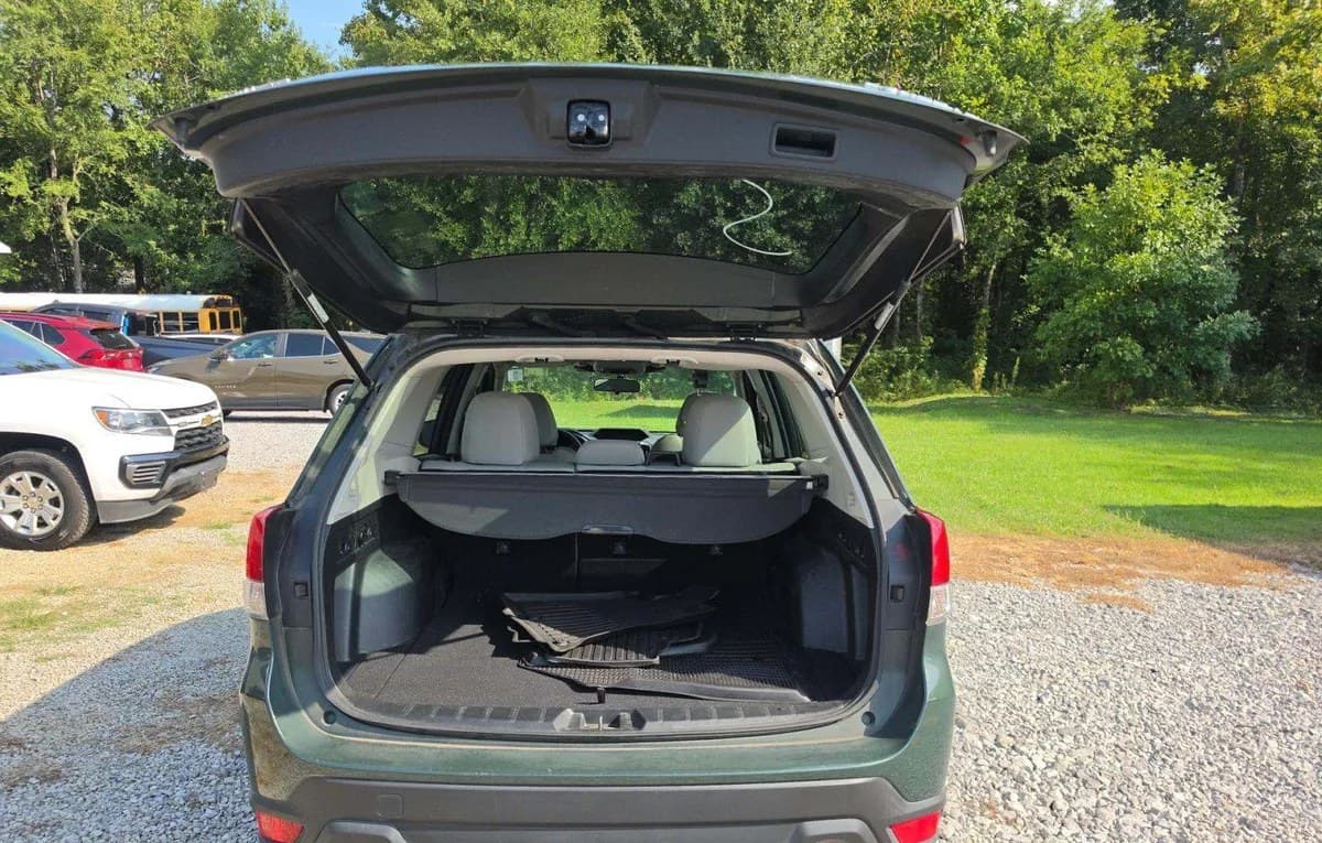 2023 SUBARU FORESTER Base 7