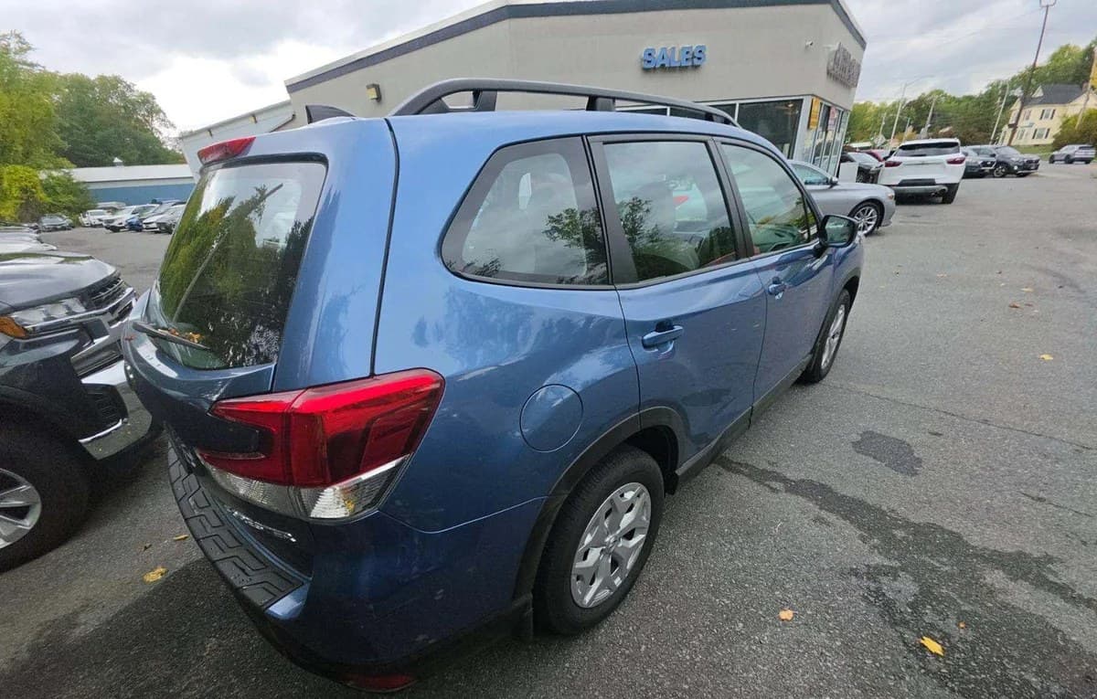 2024 SUBARU FORESTER Base 4