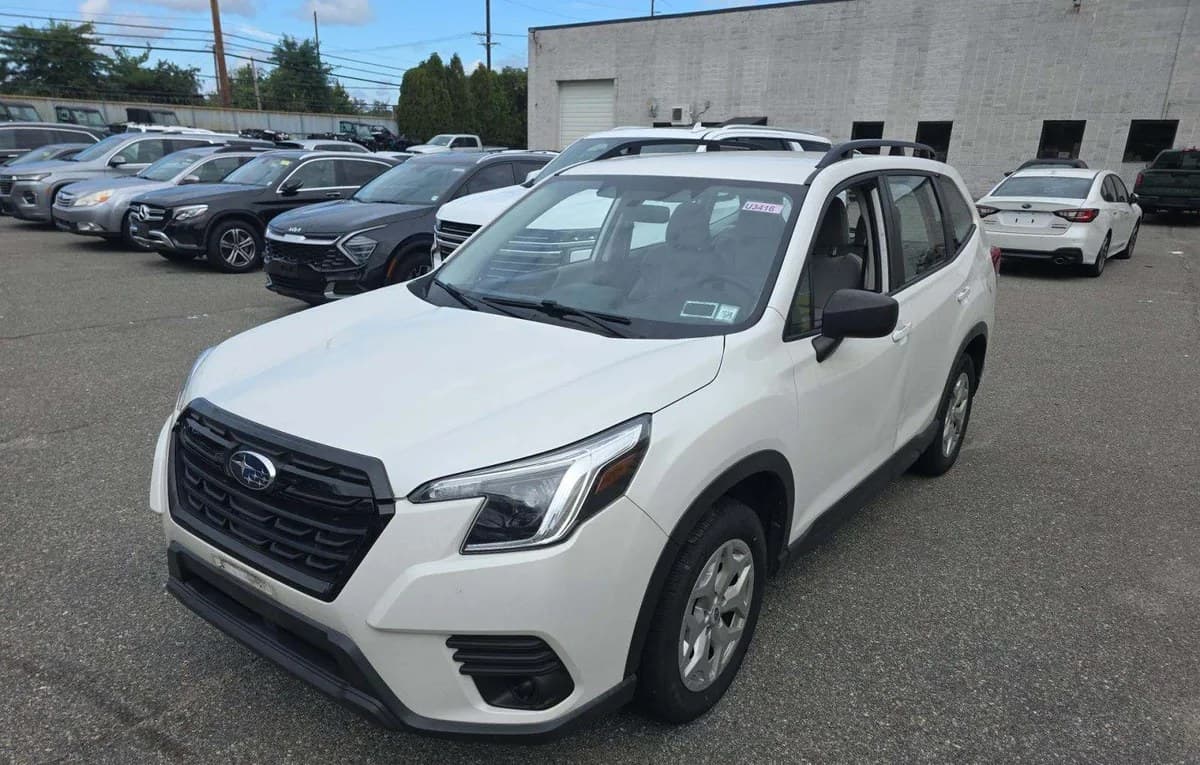 2023 SUBARU FORESTER Base 2