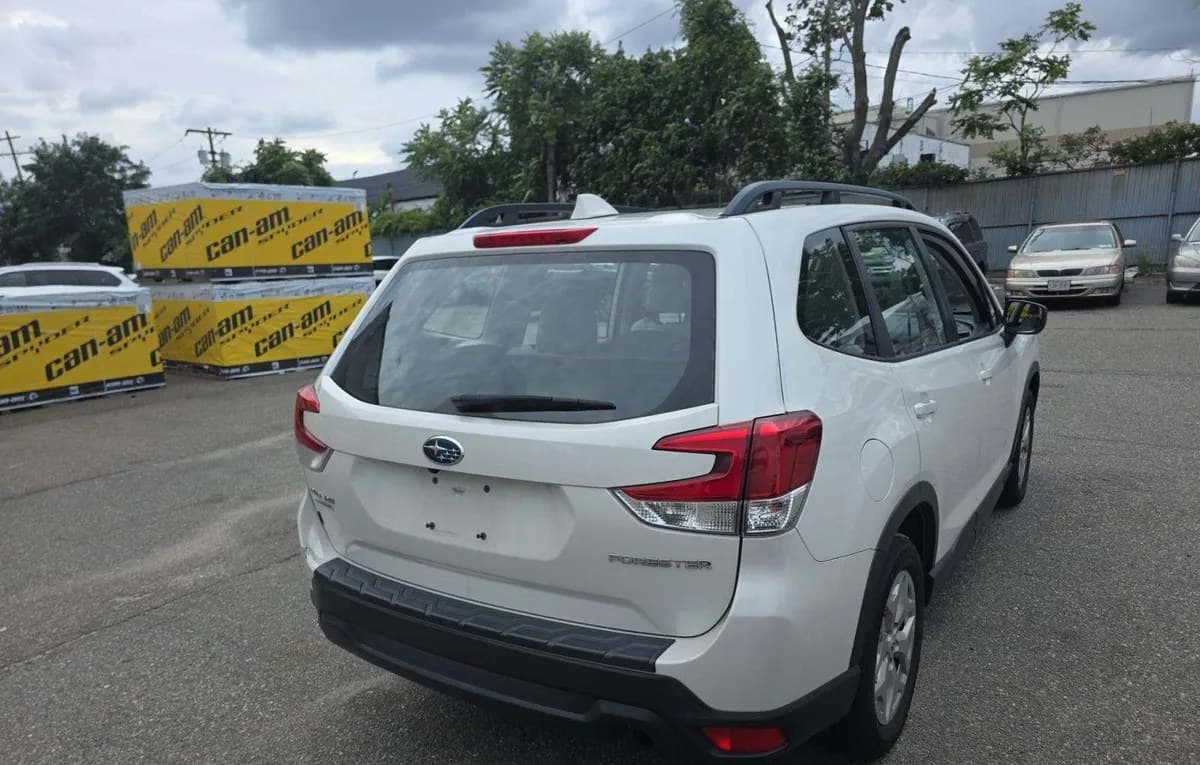 2023 SUBARU FORESTER Base 4